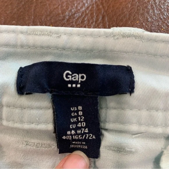 Women’s Gap Mint Color Cargo Style 3 Inch Inseam Shorts Size 8 - Picture 5 of 11